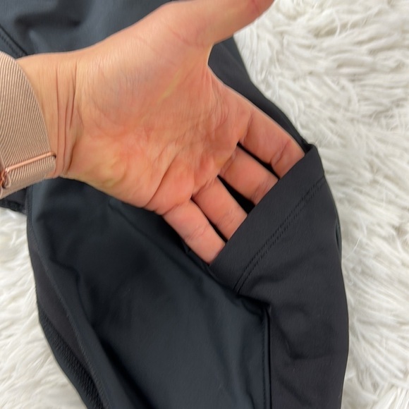 Lululemon Sleet Sprinter Tight Black - Picture 6 of 10